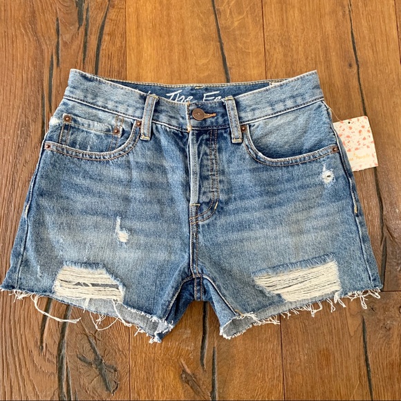 Free People Pants - Free People Sofia High Rise Frayed denim shorts